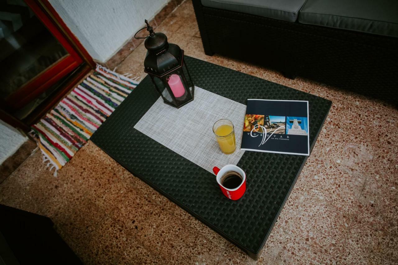 Petros Apartmani Vukovar Extérieur photo