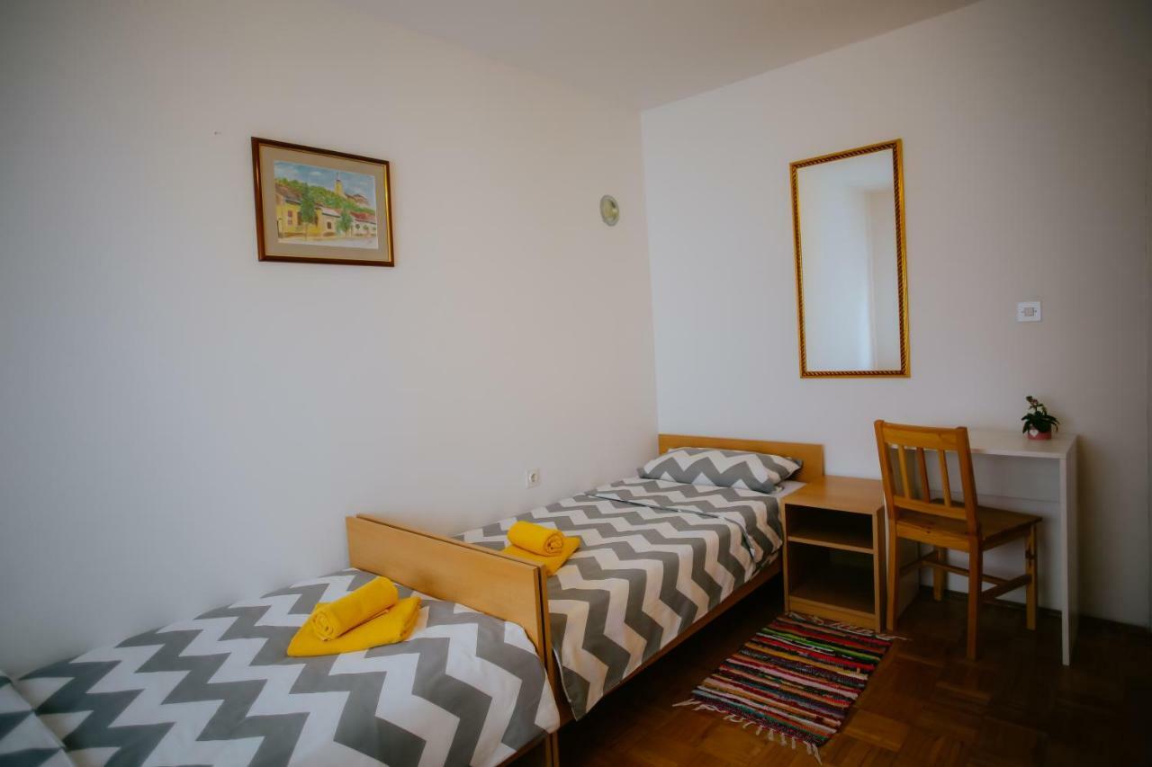 Petros Apartmani Vukovar Extérieur photo